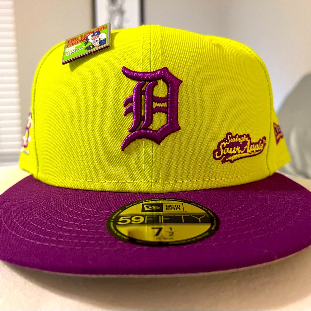 New Era 59Fifty Detroit Tigers Big League Chew Swingin Sour Apple with pin! RARE